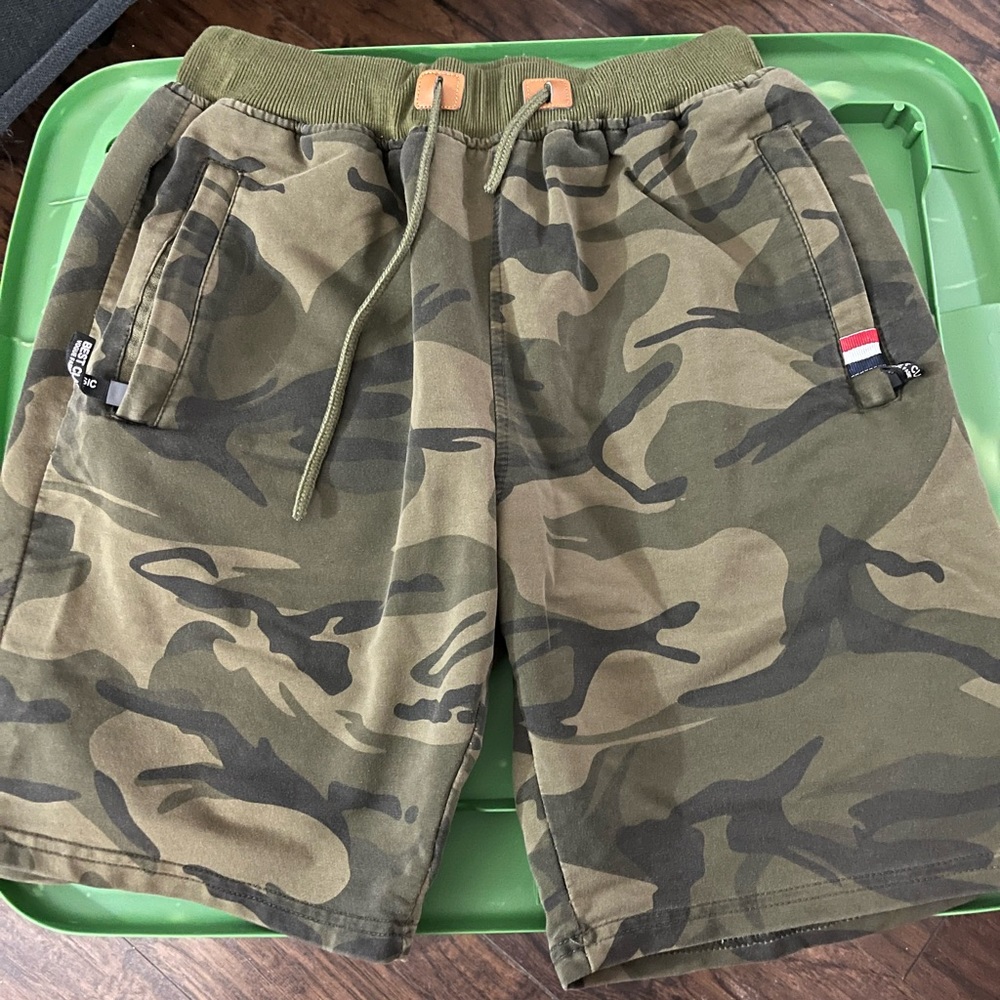 Men’s Camo Shorts